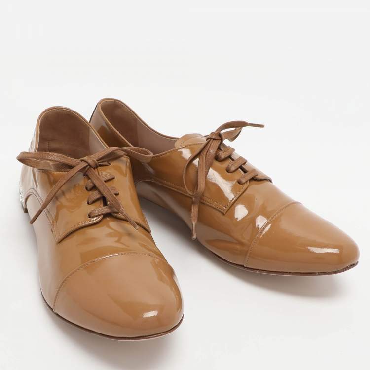 Pre Owned Miu Miu Beige Patent Leather Crystal Embellished Lace Derby Size 38