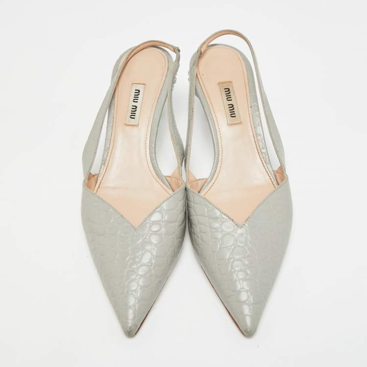 Pre Owned Miu Miu Size 38 Blue Croc Embossed Leather Slingback Pumps