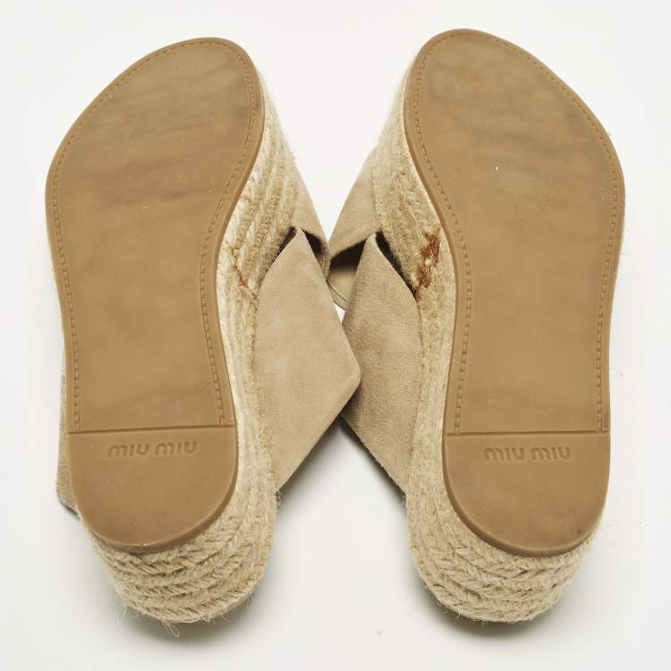 Pre Owned Miu Miu Size 38.5 Beige Suede Platform Espadrille Sandals