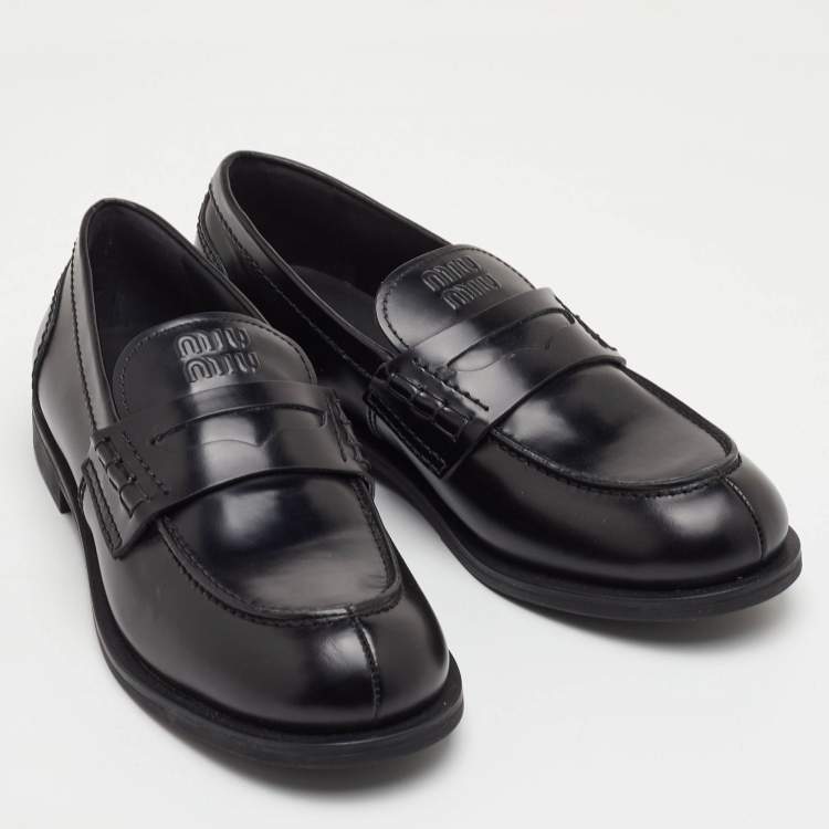 Pre Owned Miu Miu Size 38 Black Leather Slip On Loafers