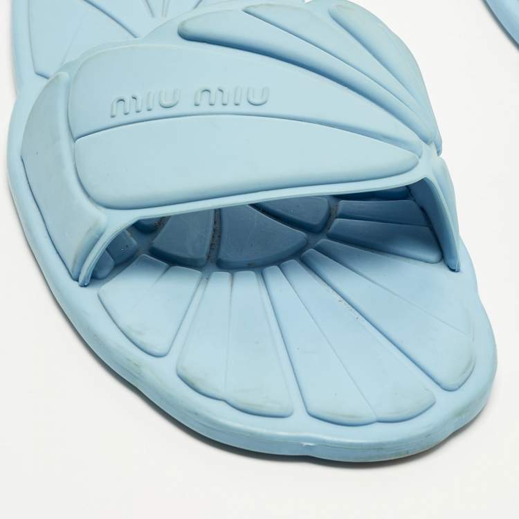 Pre Owned Miu Miu Wavy Size 40 Light Blue Rubber Flat Slide Sandals