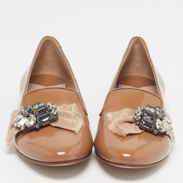 Pre Owned Miu Miu Size 41 Beige Patent Leather Crystal Embellished Smoking Slippers