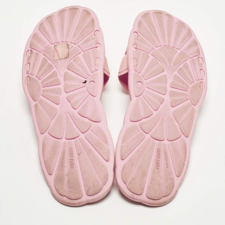 Pre Owned Miu Miu wavy Size 40 Pink Rubber Flat Slide