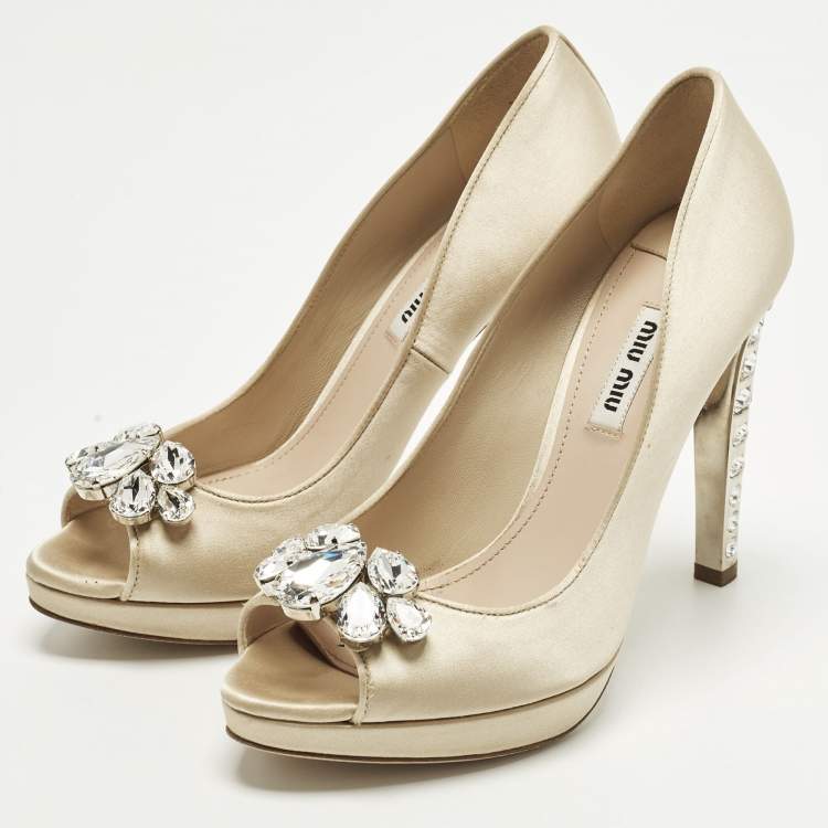 Pre Owned Miu Miu Size 37 Cream Satin Crystal Embellished Heel Platform Peep Toe Pumps