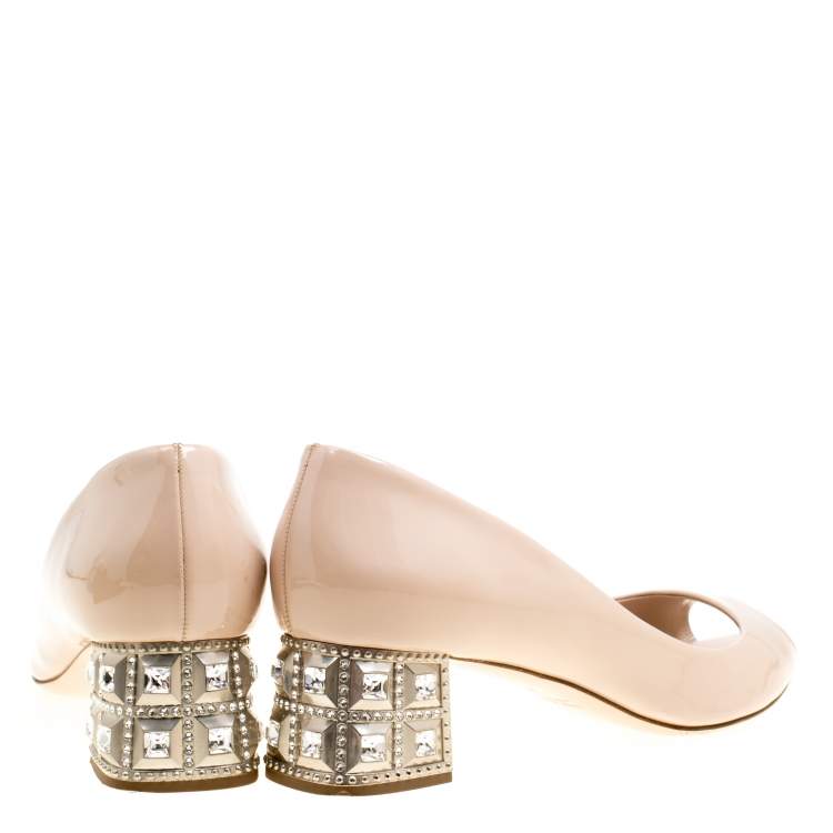 Pre Owned Miu Miu Beige Patent Leather Crystal Embellished Block Heel Peep Toe Pumps Size 40