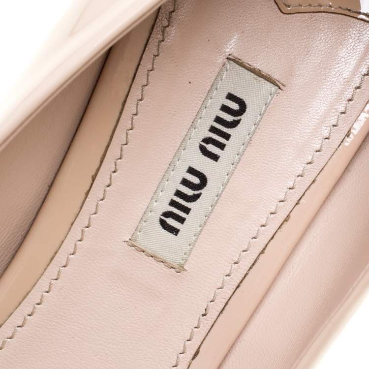 Pre Owned Miu Miu Beige Patent Leather Crystal Embellished Block Heel Peep Toe Pumps Size 40