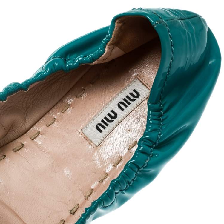 Pre Owned Miu Miu Blue Patent Leather Jeweled Ballet Flats Size 40