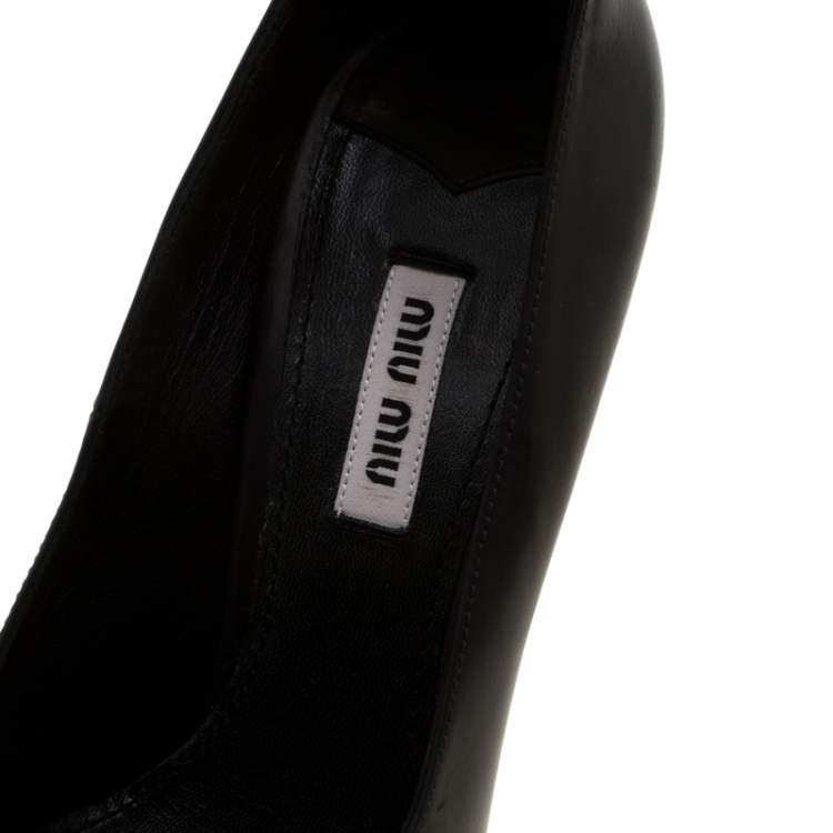 Pre Owned Miu Miu Black Leather Ankle Strap Pointed Toe Pumps Size 39
