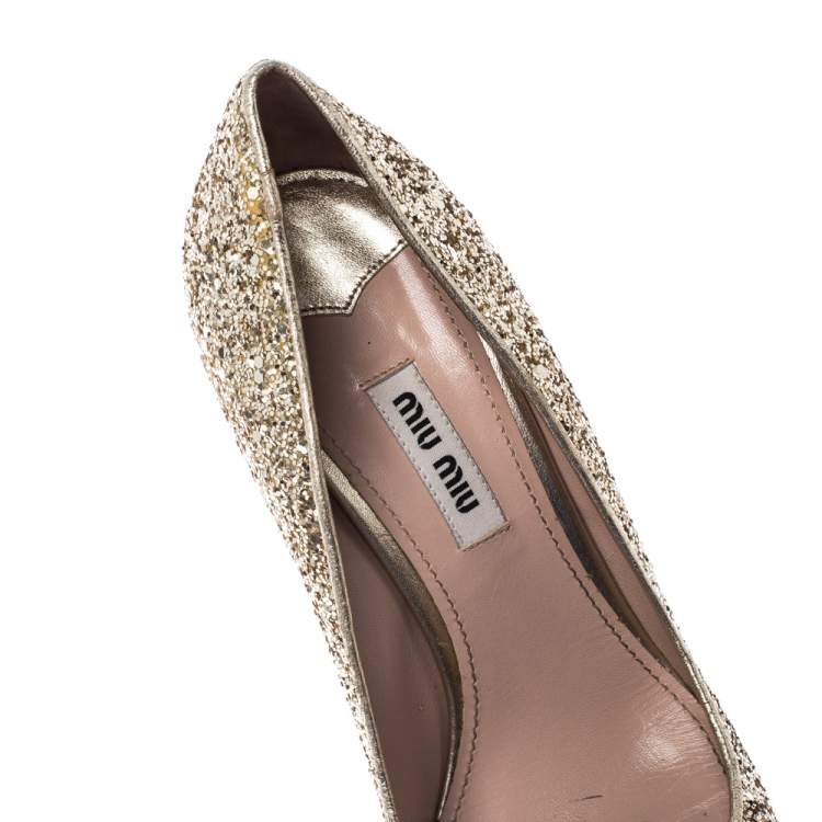 Pre Owned Miu Miu Metallic Gold Glitter Pointed Toe Pumps Size 38