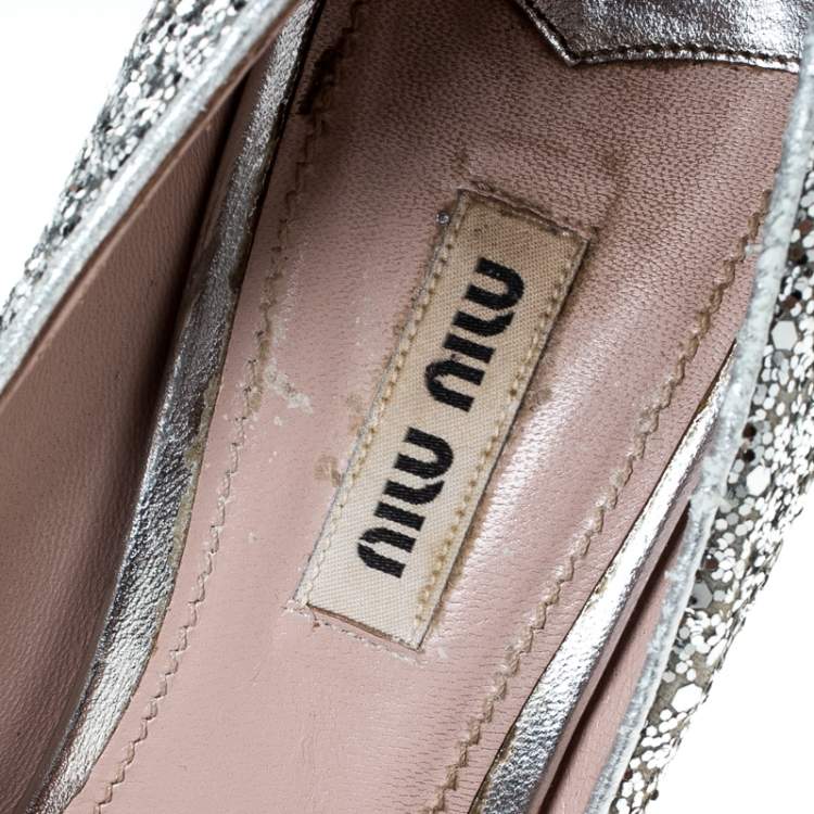 Pre Owned Miu Miu Silver Glitter Peep Toe Platform Pumps Size 39