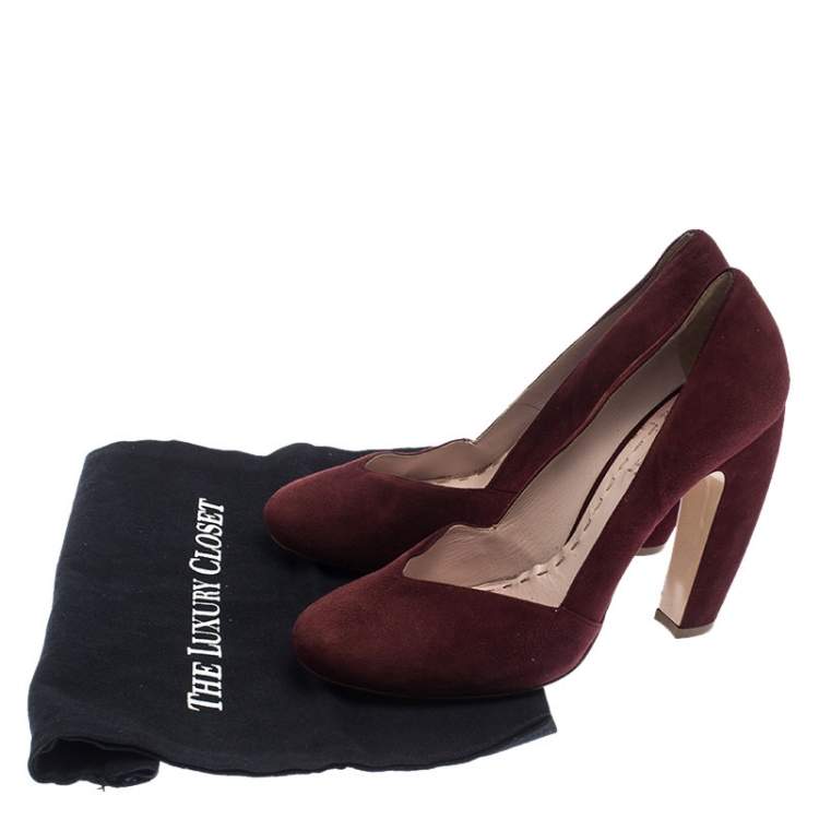 Pre Owned Miu Miu Maroon Suede Curved Heel Pumps Size 40