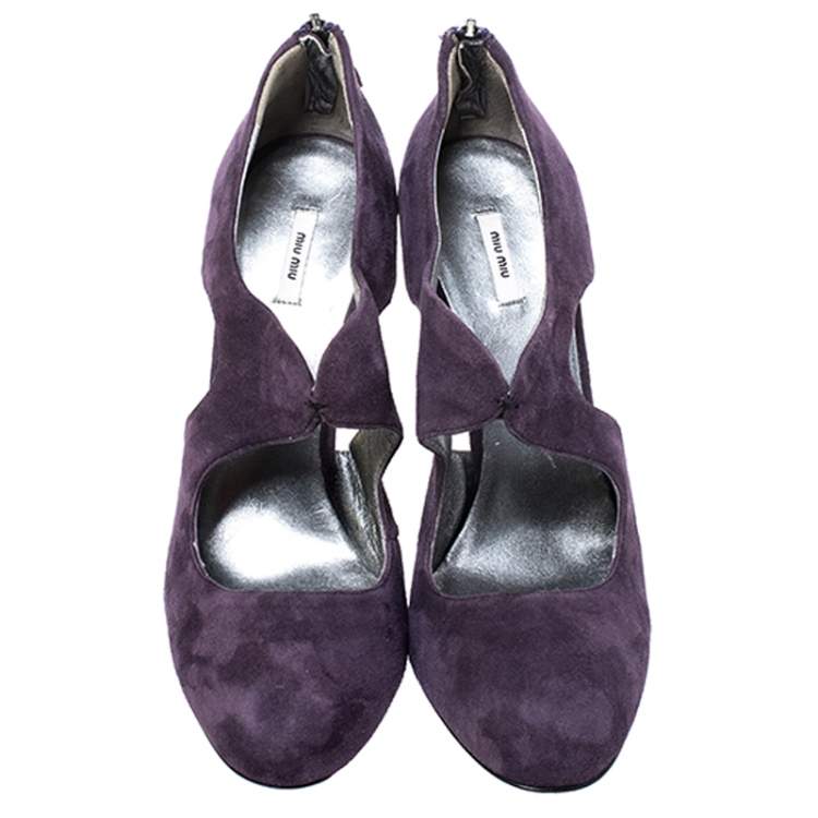 Pre Owned Miu Miu Purple Suede Cut Out Round Toe Pumps Size 38.5