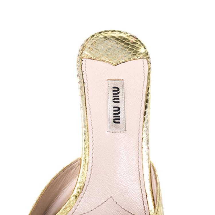 Pre Owned Miu Miu Metallic Gold Snake Embossed Leather Crystal Embellished Peep Toe Sandals Size 40
