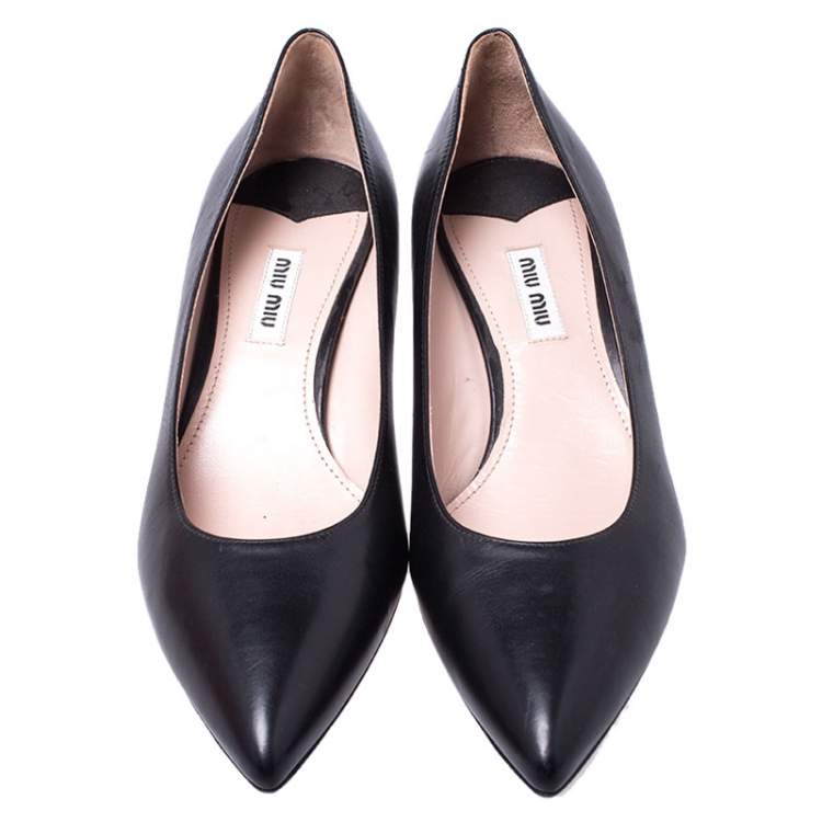 Pre Owned Miu Miu Black Leather Kitten Heel Pumps Size 38