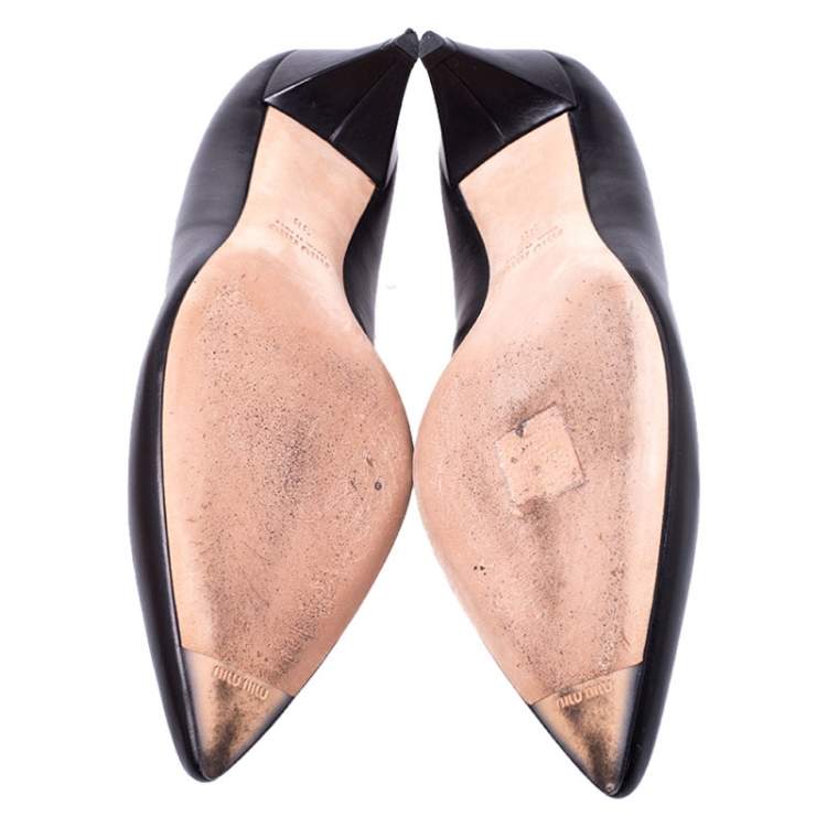 Pre Owned Miu Miu Black Leather Kitten Heel Pumps Size 38