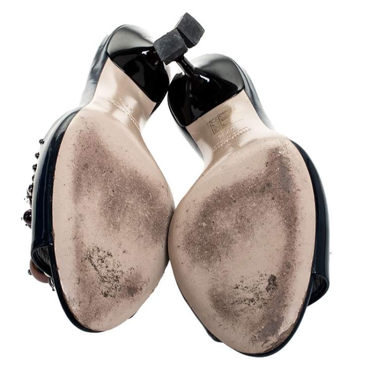 Pre Owned Miu Miu Blue Patent Leather Faux Pearl Embellished Open Toe mules Size 37.5