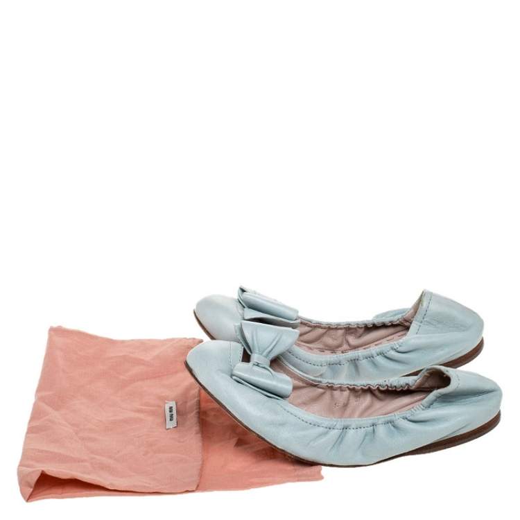Pre Owned Miu Miu Blue Leather Scrunch Bow Ballet Flats Size 37