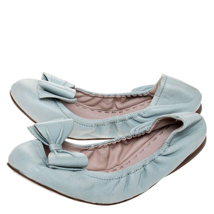 Pre Owned Miu Miu Blue Leather Scrunch Bow Ballet Flats Size 37