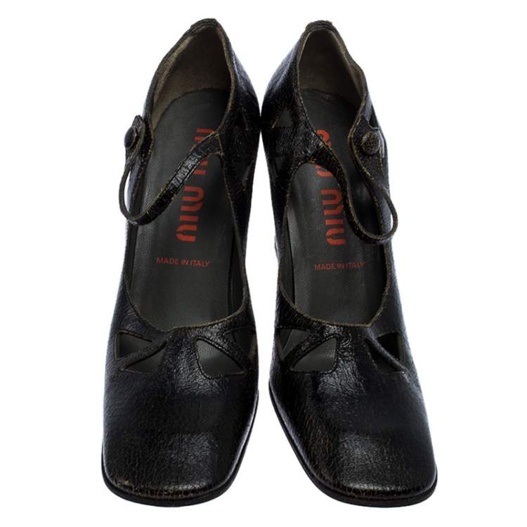Pre Owned Miu Miu Black Crack Leather Cutout Square Toe Pumps Size 37.5