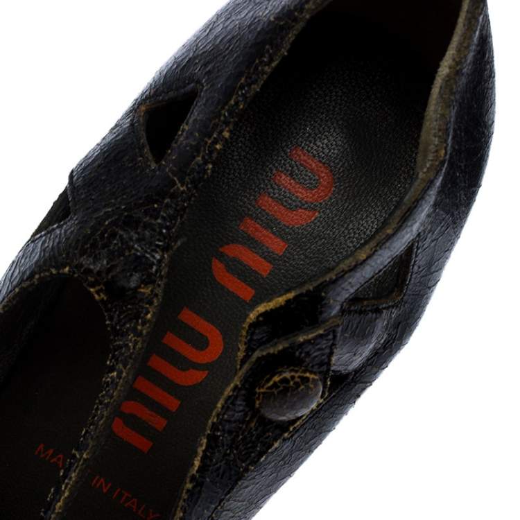 Pre Owned Miu Miu Black Crack Leather Cutout Square Toe Pumps Size 37.5