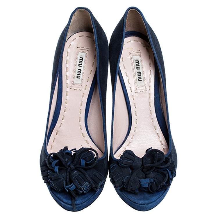 Pre Owned Miu Miu Blue Suede Tassel Detail Peep Toe Platform Pumps Size 39