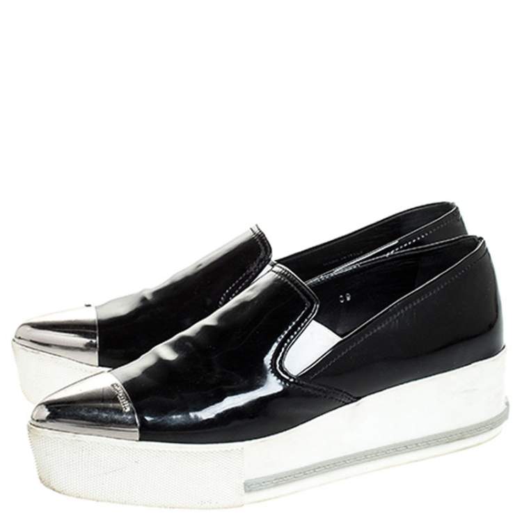 Pre Owned Miu Miu Black Patent Leather Metal Cap Toe Platform Slip On Sneakers Size 39