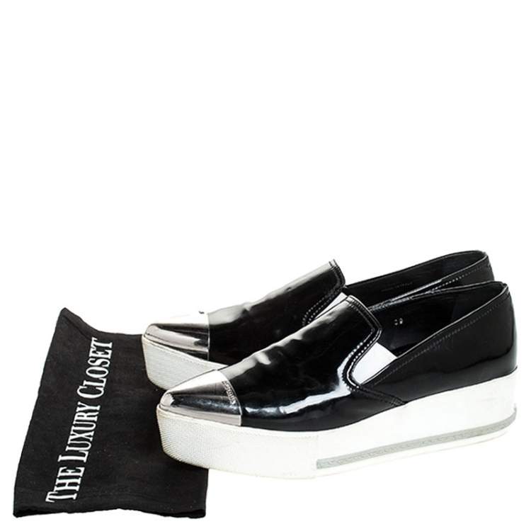 Pre Owned Miu Miu Black Patent Leather Metal Cap Toe Platform Slip On Sneakers Size 39