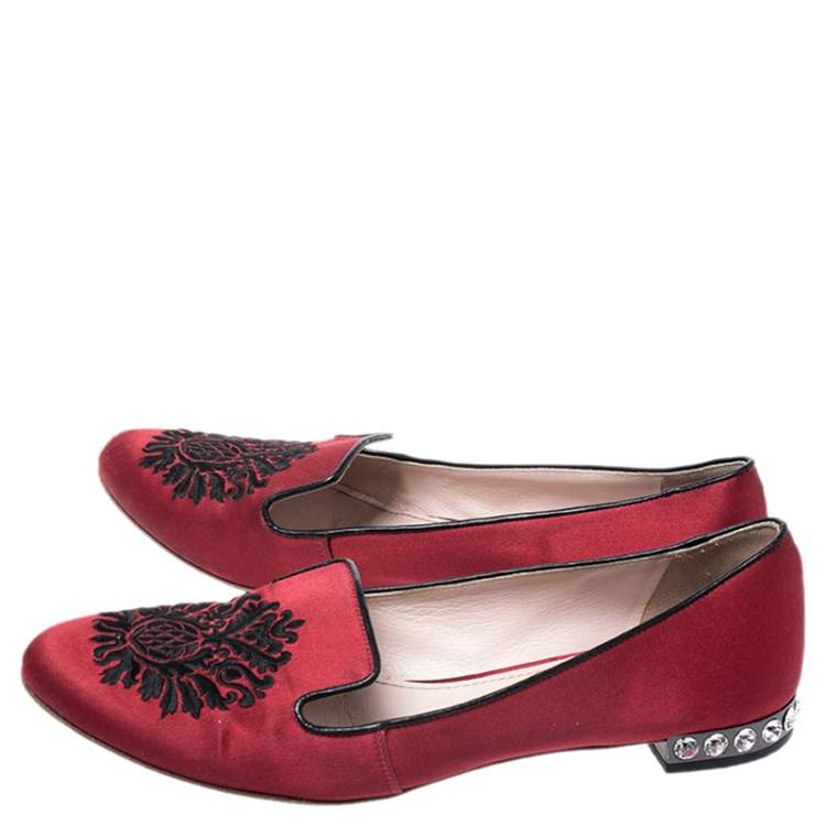 Pre Owned Miu Miu Red Satin Embroidered Crystal Studded Smoking Slippers Size 38.5