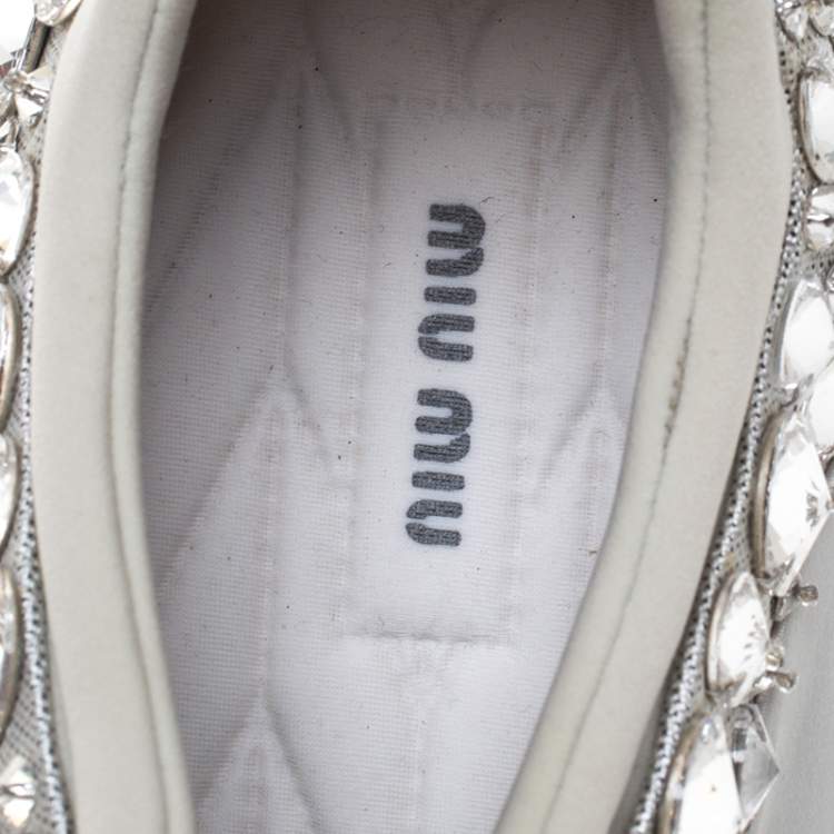 مملوكة مسبقًا Miu Miu Grey Embellished Satin and Mesh Astro Sneakers Size 40.5