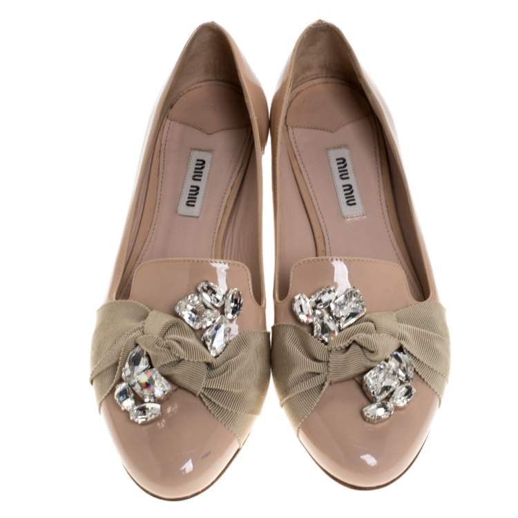 Pre Owned Miu Miu Beige Patent Leather Crystal Embellished Ballet Flats Size 36.5