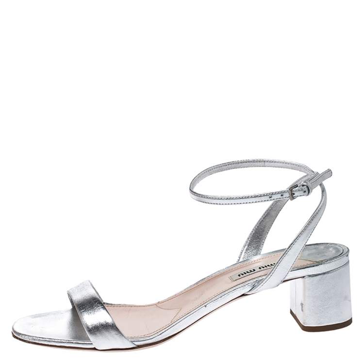 Popular Walking Shoes Buckle Strap Block Big Heels Square Toe Silver Color  Chunky Heels Women Shoes Ladies Sandals - China Lady Shoes and Women Shoes  price | Made-in-China.com