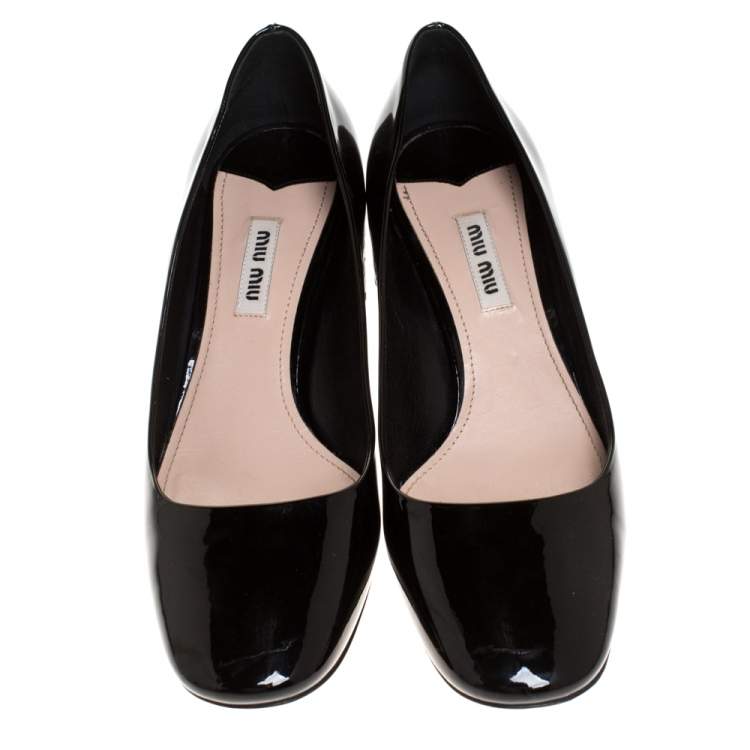 Pre Owned Miu Miu Black Patent Leather Crystal Embellished Block Heel Pumps Size 38.5