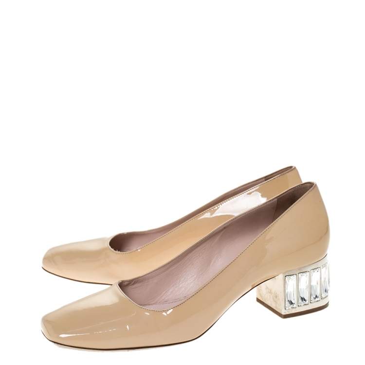 Pre Owned Miu Miu Beige Patent Leather Embellished Heel Pumps Size 38.5
