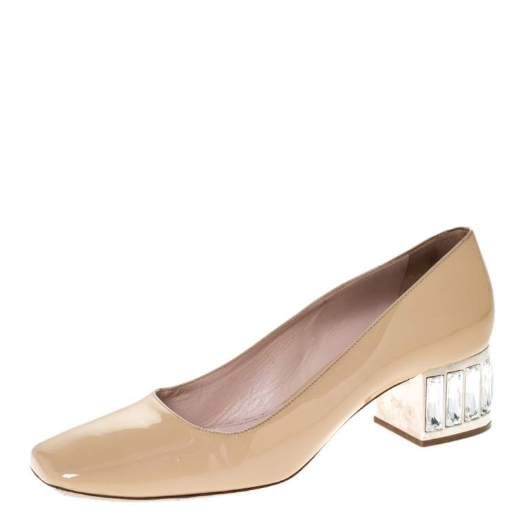 Pre Owned Miu Miu Beige Patent Leather Embellished Heel Pumps Size 38.5