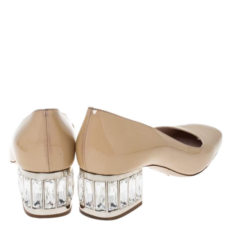 Pre Owned Miu Miu Beige Patent Leather Embellished Heel Pumps Size 38.5