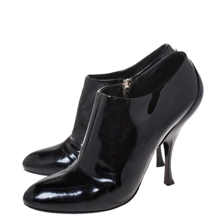 Pre Owned Miu Miu Black Patent Leather Zip Booties Size 40