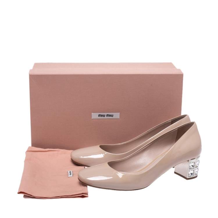 Pre Owned Miu Miu Beige Patent Leather Crystal Heel Pumps Size 37