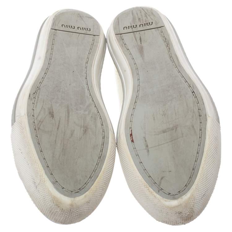 Pre Owned Miu Miu White Patent Leather Metal Cap Toe Lace Up Sneakers Size 38.5