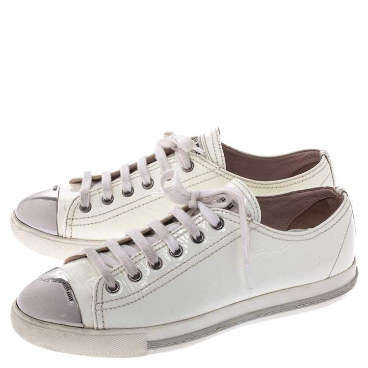 Pre Owned Miu Miu White Patent Leather Metal Cap Toe Lace Up Sneakers Size 38.5