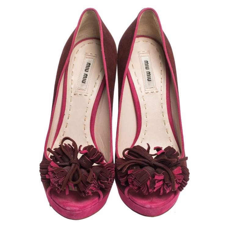 Pre Owned Miu Miu Red/Pink Suede Tassel Detail Peep Toe Platform Pumps Size 38.5
