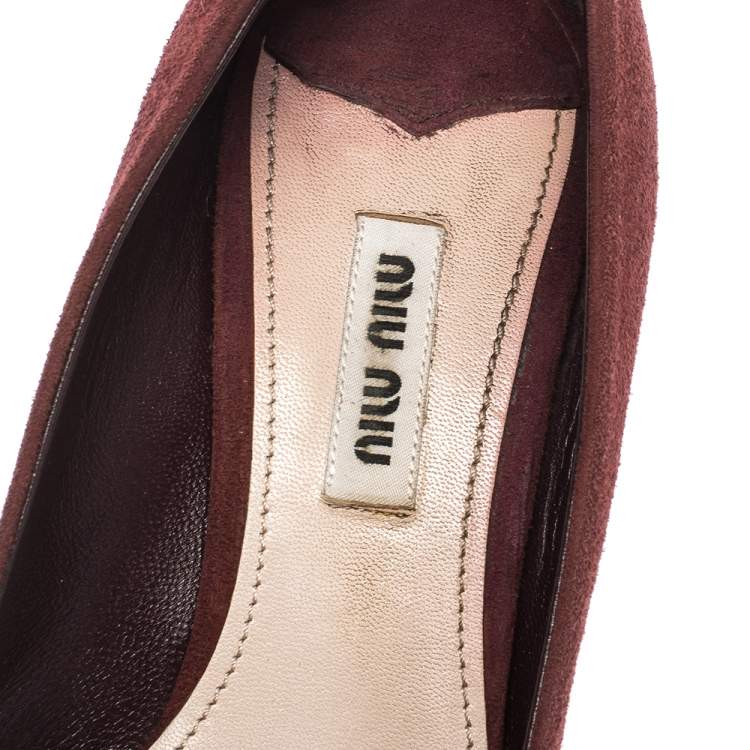 Pre Owned Miu Miu Burgundy Suede Crystal Heel Pumps Size 37