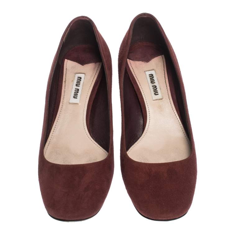 Pre Owned Miu Miu Burgundy Suede Crystal Heel Pumps Size 37