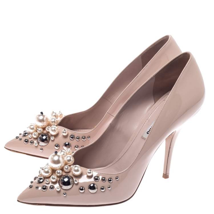 Pre Owned Miu Miu Black Patent Leather Pearl Embellished Pointed Toe Pumps Size 38