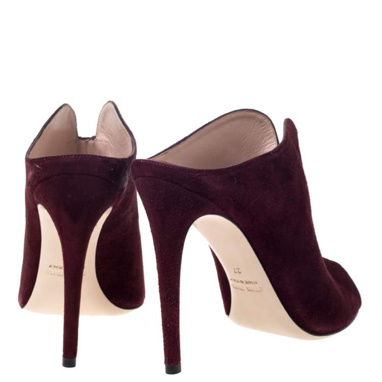 Pre Owned Miu Miu Burgundy Suede Donna Mule Sandals Size 37