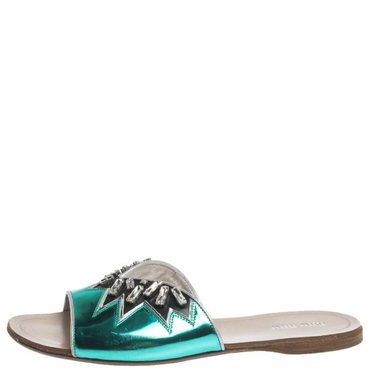 مملوكة مسبقًا Miu Miu Metallic Green/Black Leather Crystal Embellished Slide Sandals Size 38