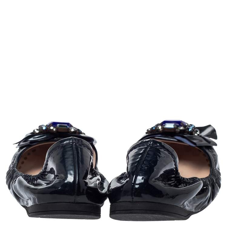 Pre Owned Miu Miu Dark Blue Patent Leather Crystal Scrunch Ballet Flats Size 40