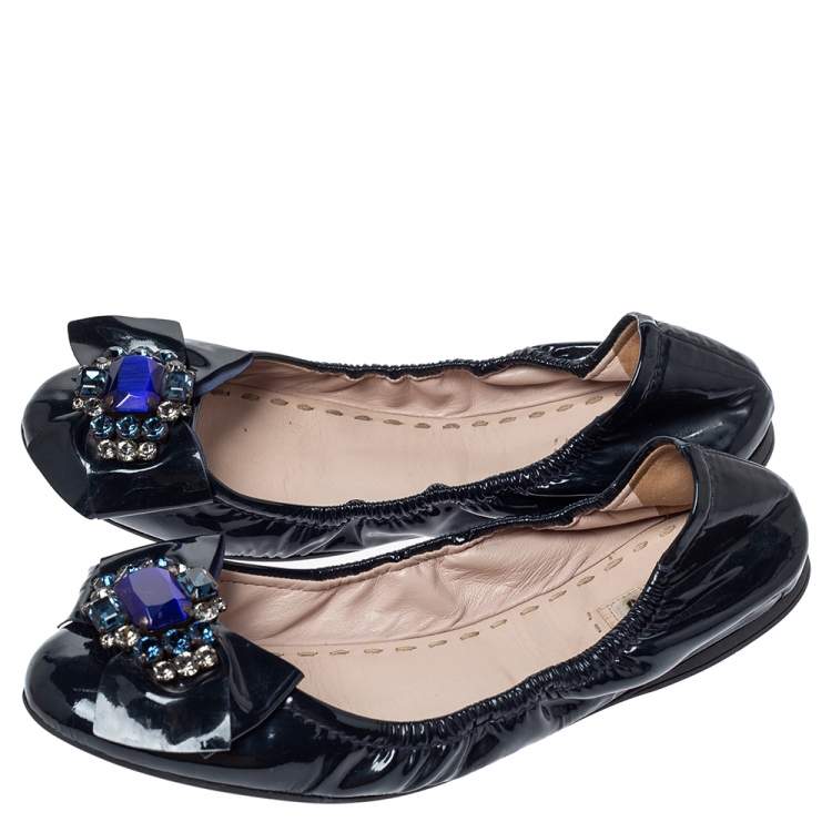 Pre Owned Miu Miu Dark Blue Patent Leather Crystal Scrunch Ballet Flats Size 40
