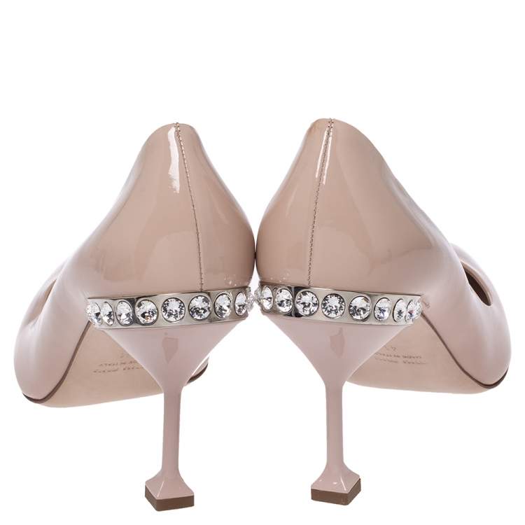 مملوكة مسبقًا Miu Miu Beige Patent Crystal Embellished Heel Pointed Toe Pumps Size 41
