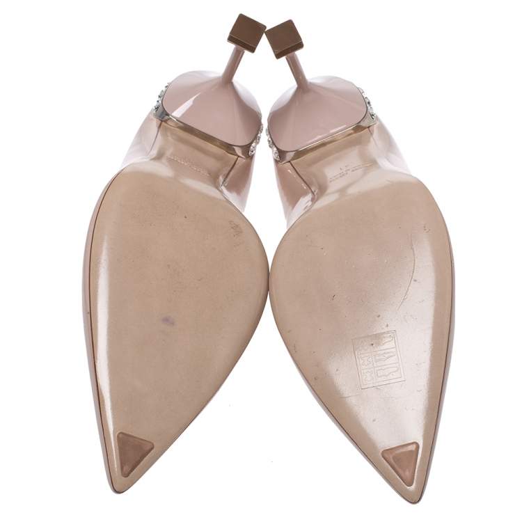 مملوكة مسبقًا Miu Miu Beige Patent Crystal Embellished Heel Pointed Toe Pumps Size 41