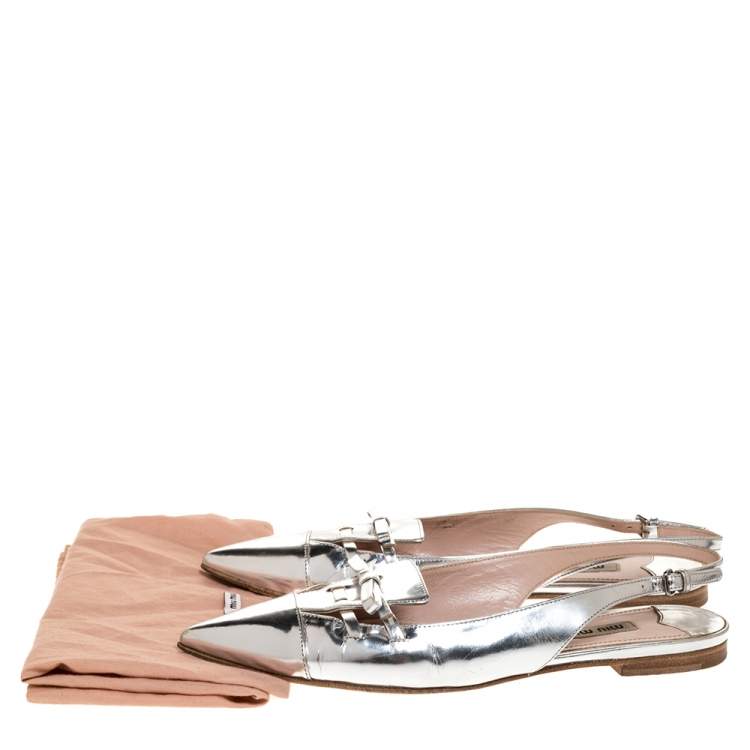 Pre Owned Miu Miu Silver Foil Leather Pointed Toe Bow Slingback Flat Sandals Size 37.5